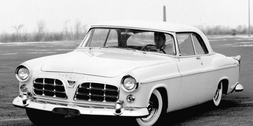 10.02.1955 Chrysler C300 trafia do sprzedaży