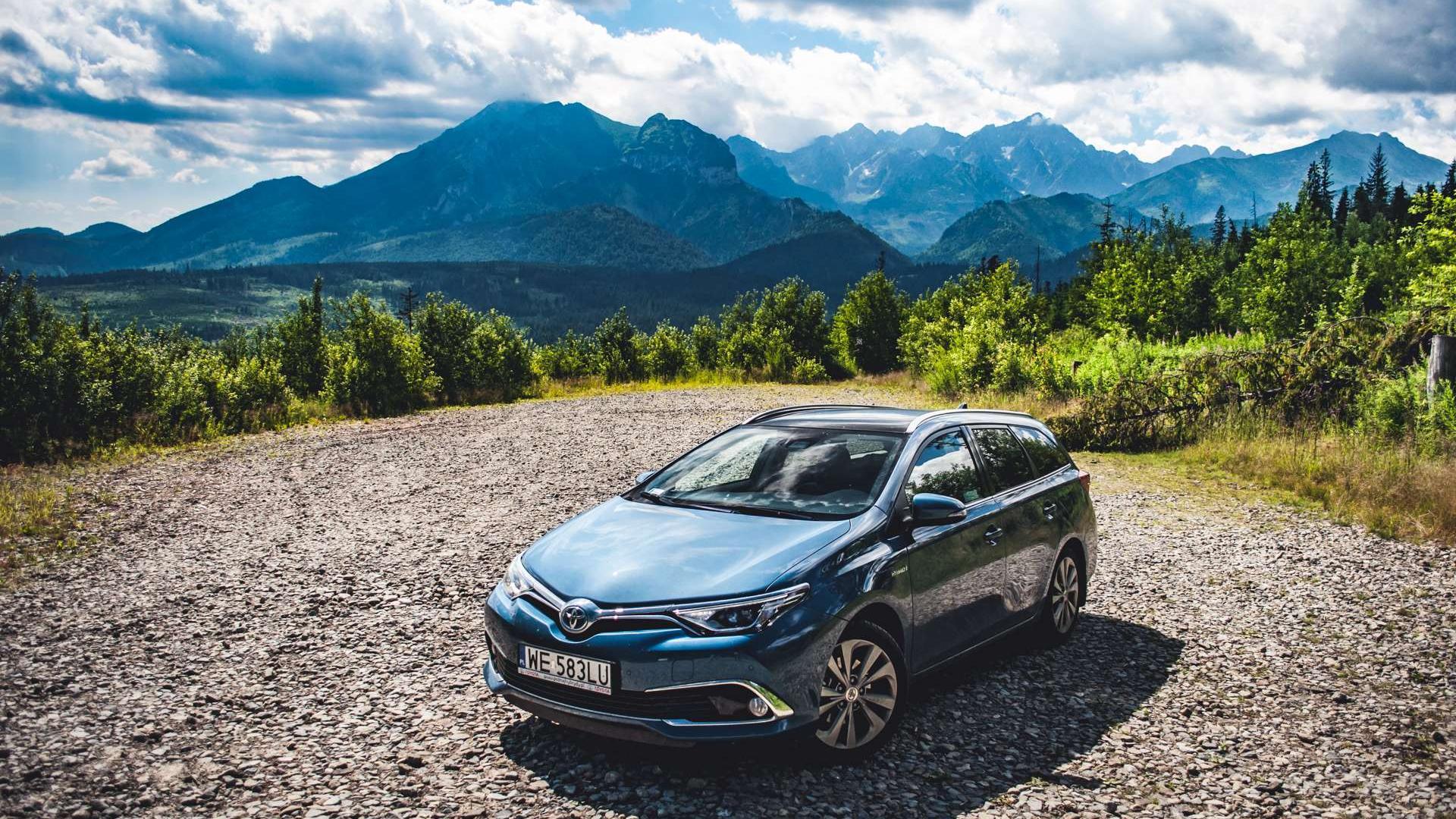 Używany samochód hybrydowy. Na co zwrócić uwagę? • AutoCentrum.pl