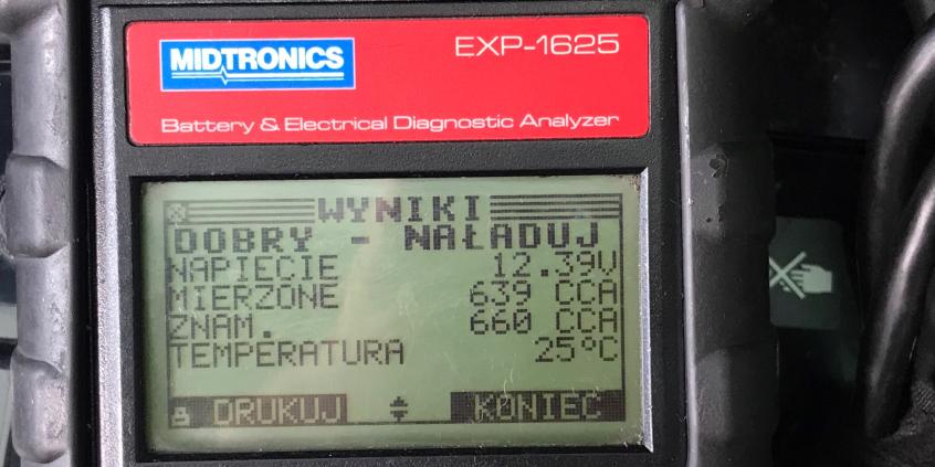 Akumulator wytrzymał zbyt krótko? Zobacz, co przyspiesza jego starzenie [poradnik]