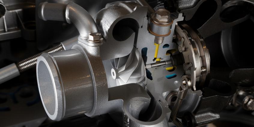 Co to jest hybrydowa turbosprężarka? [poradnik]
