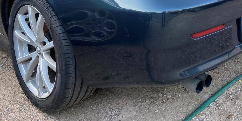 Kolor spalin diesla wiele mówi o jego kondycji. Warto sprawdzić przy zakupie [poradnik]