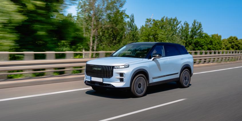 Chiński koncern Chery vs Toyota. Czy Jaecoo i Jetour zagrożą pozycji Toyoty w Polsce?