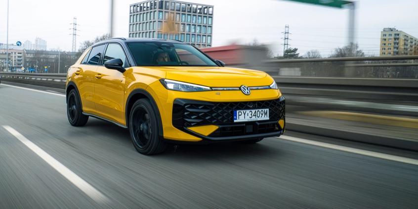 Volkswagen T-Roc 1.5 eTSI DSG R-Line udowadnia, że mały SUV nadaje się w trasę. To murowany hit