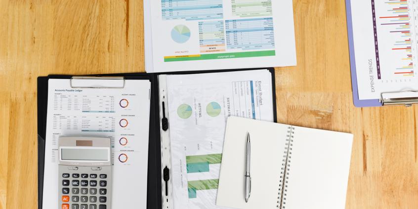 Jak rozliczyć ładowanie auta służbowego w domu w 2026 roku? Część 4: Praktyka skarbowa, błędy i analiza opłacalności