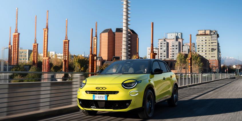 Fiat 600 Sport z fabryki w Tychach wjeżdża do salonów. Znamy polskie ceny