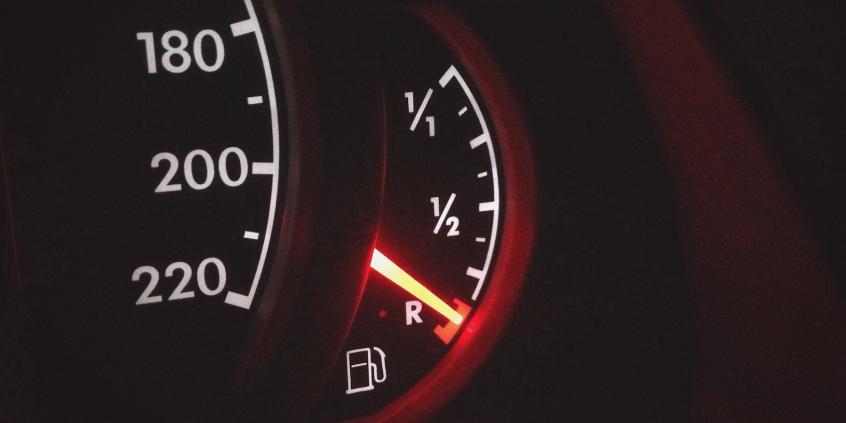 WLTP kontra rzeczywistość – dlaczego Twój samochód pali więcej niż obiecuje producent?