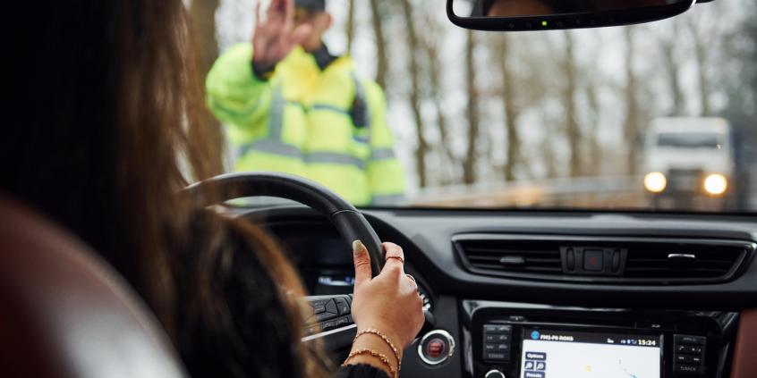 Rekordowe liczby w 2024 roku. Kierowcy ignorują zakazy sądowe