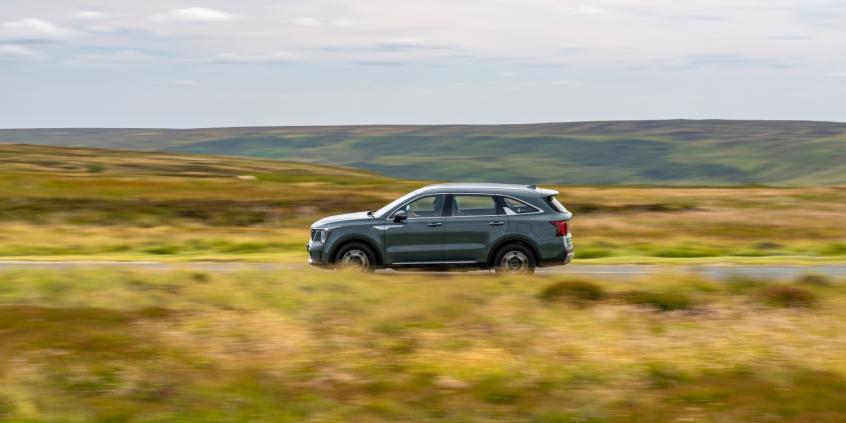 MG HS 2026 vs Kia Sorento – który duży SUV wybrać?