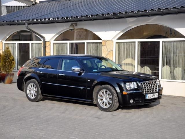 Chrysler 300c i