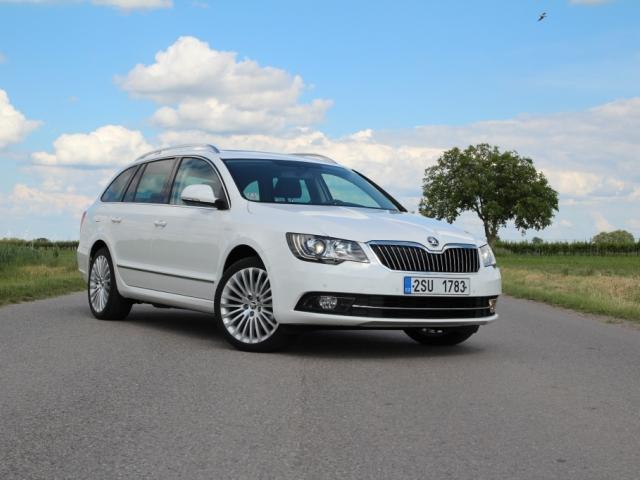 Raport Spalania Skoda Superb Ii Zuzycie Paliwa Autocentrum Pl