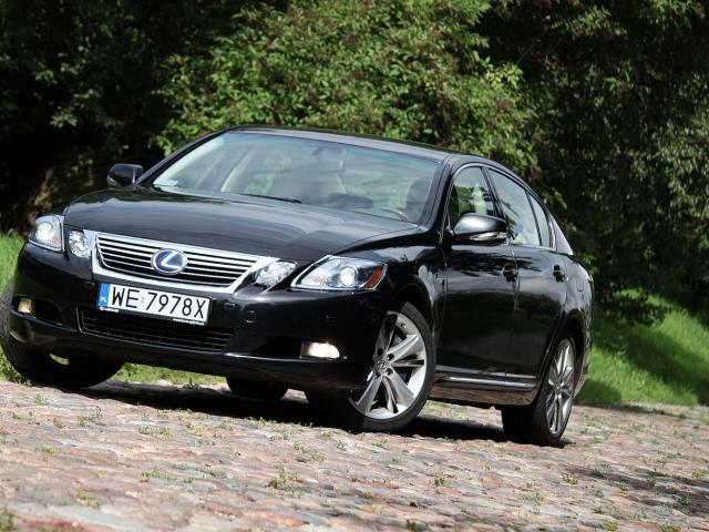 Raport spalania Lexus GS zużycie paliwa • AutoCentrum.pl