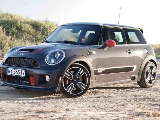 Mini Mini R56 • Dane techniczne • AutoCentrum.pl