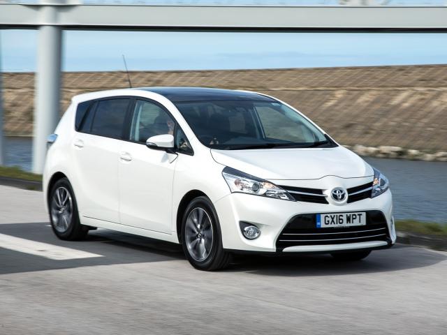 Toyota ez verso