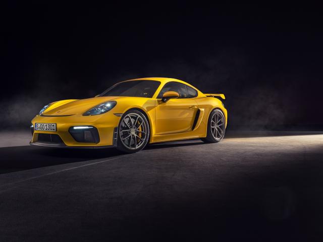 Porsche Cayman 718 Coupe GT4