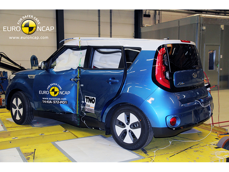 Test zderzeniowy Soul EV 81.4kW EV 'SX', LHD 2014 • AutoCentrum.pl