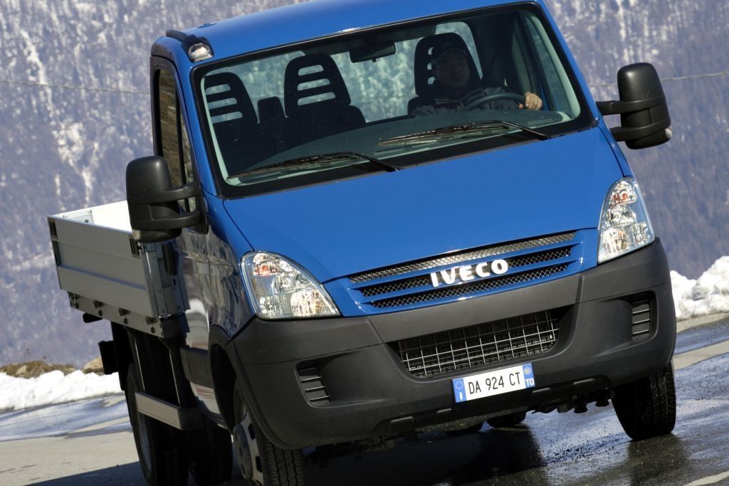 Phare Avant Gauche Halogène Pour IVECO DAILY 2005-2011 - Référence VCLL113, 2xH1/H7