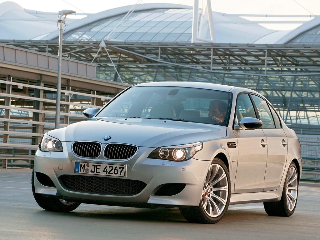 BMW M5 E60 - Galerie prasowe - Galeria • AutoCentrum.pl