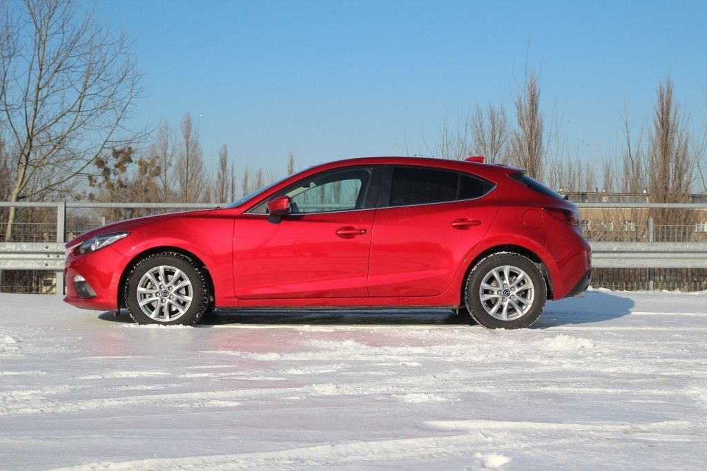Mazda 3 iii