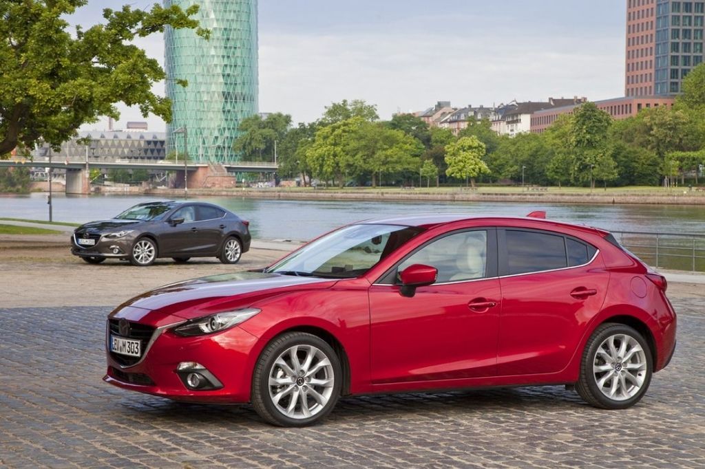 Mazda 3 iii