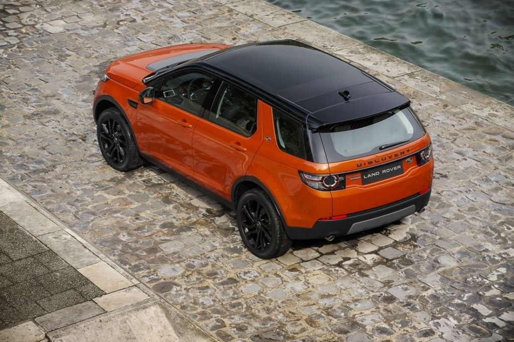 Land Rover Discovery Sport HSE Luxury w Paryżu Galerie