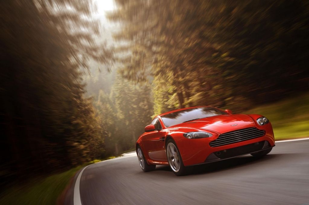 Aston Martin V8 Vantage Facelifting Galerie prasowe
