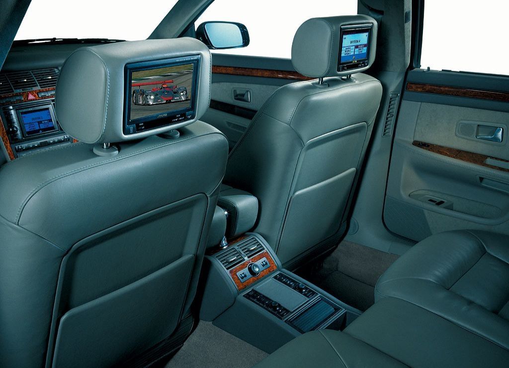 Audi A8 2000 - Galerie prasowe - Galeria • AutoCentrum.pl