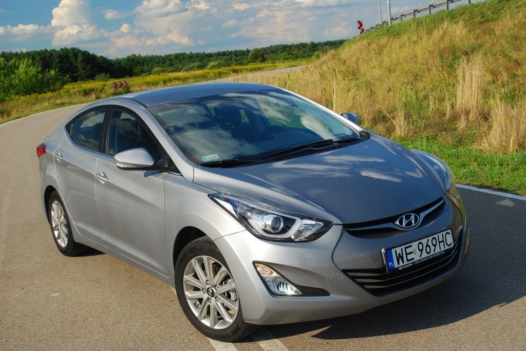 Hyundai elantra v