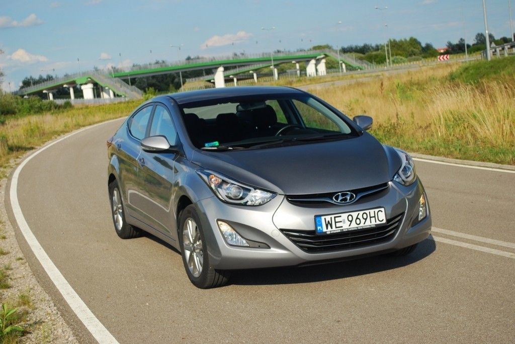 Hyundai elantra v