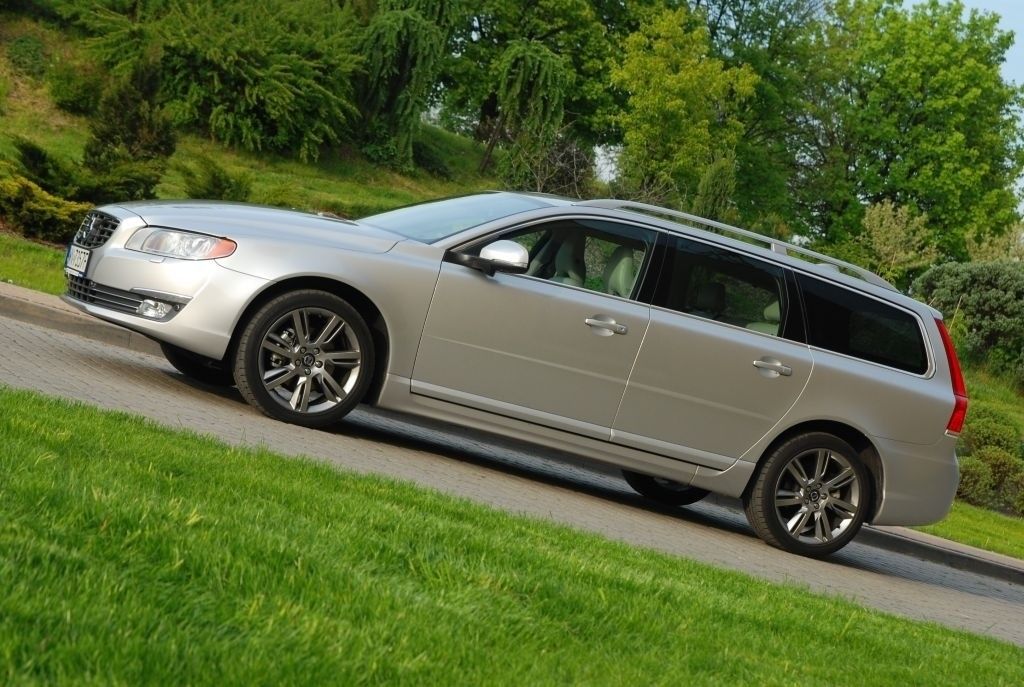 Volvo v70 iii