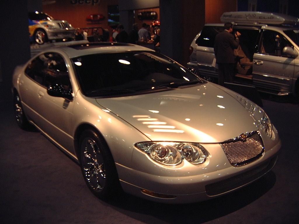 Chrysler 300M Galerie prasowe Galeria • AutoCentrum.pl