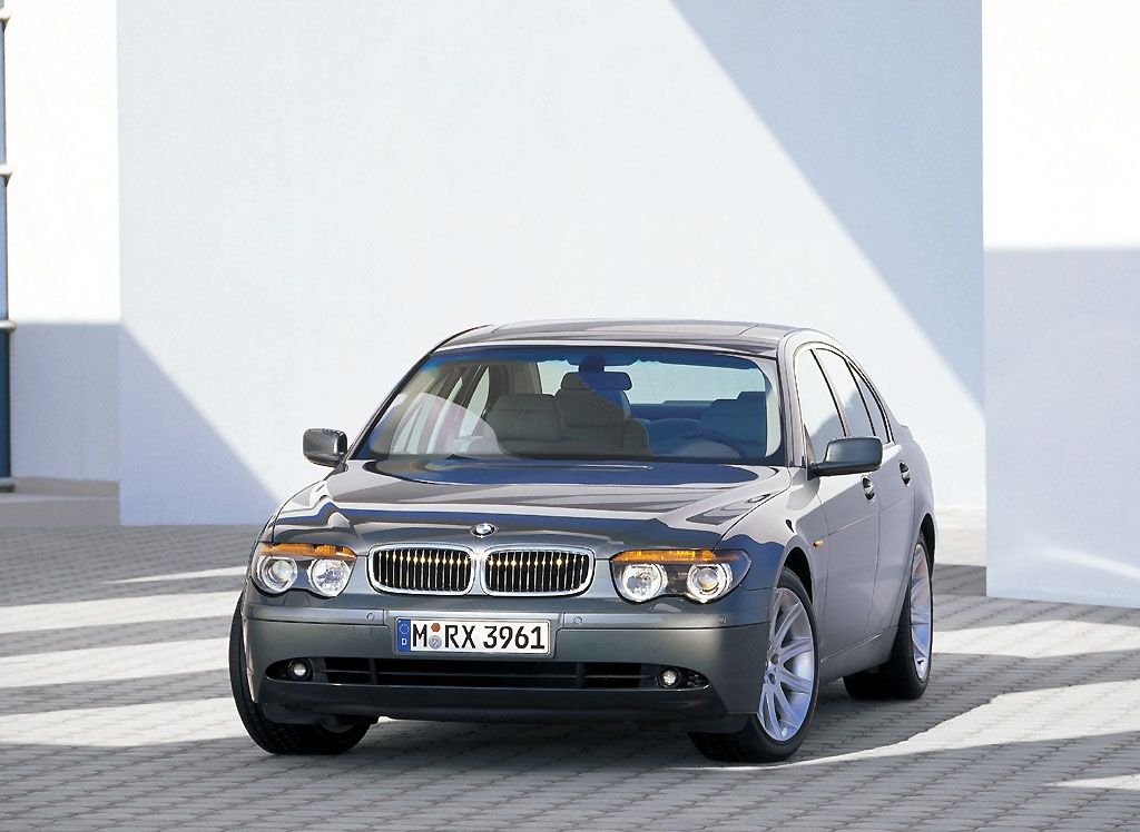 BMW Seria 7 E65 2002 Galerie prasowe Galeria
