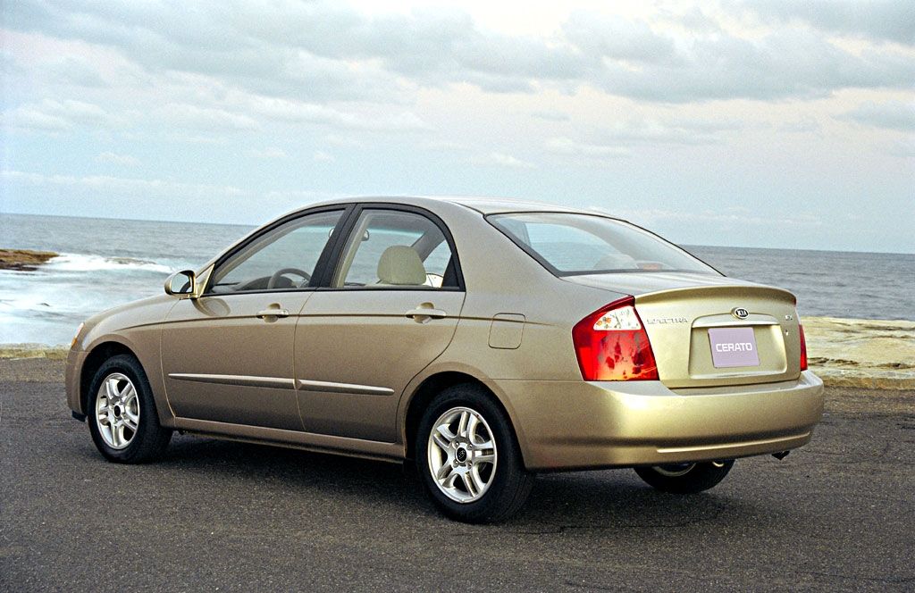 Kia cerato 2004