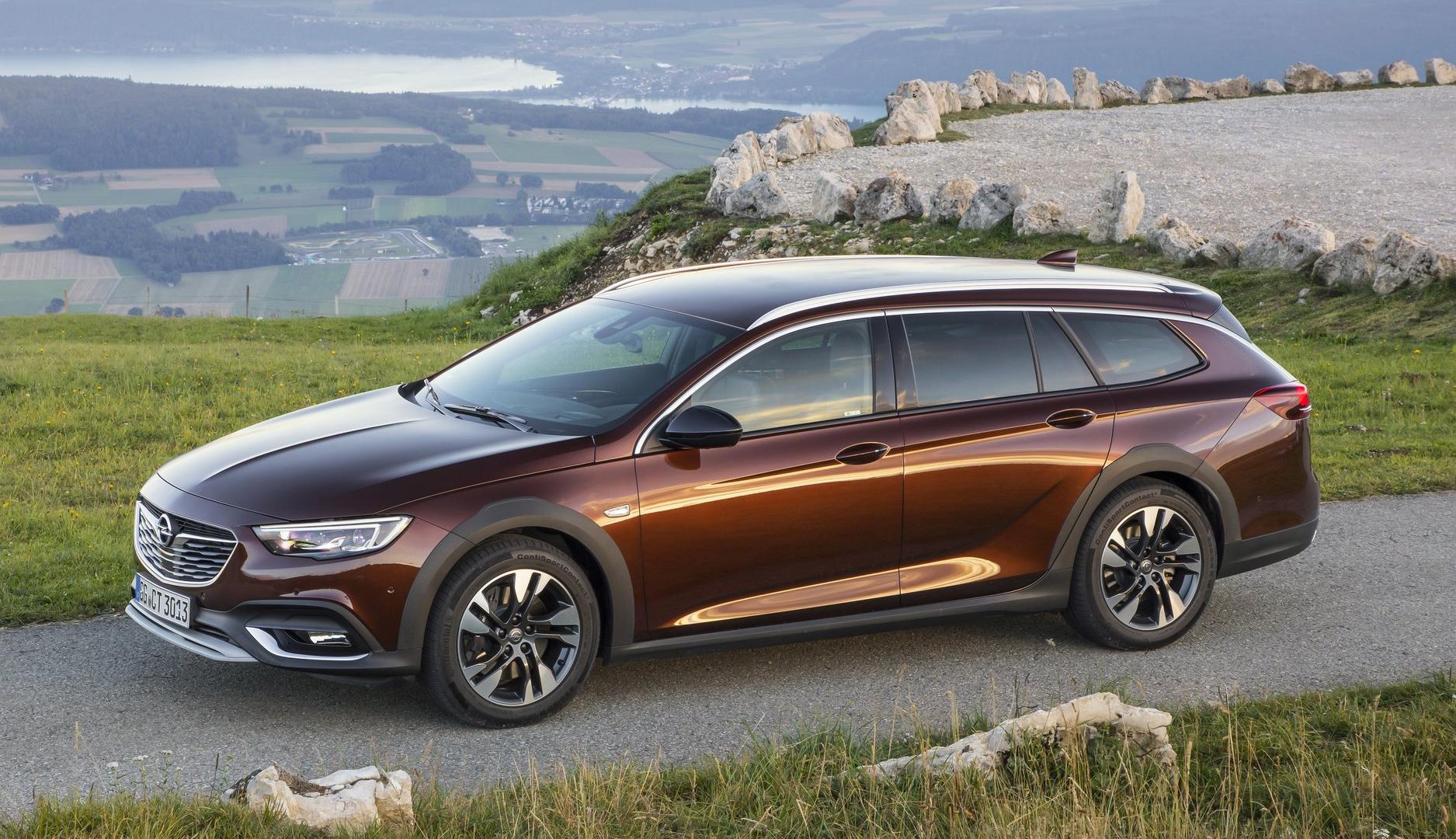 Opel insignia country tourer