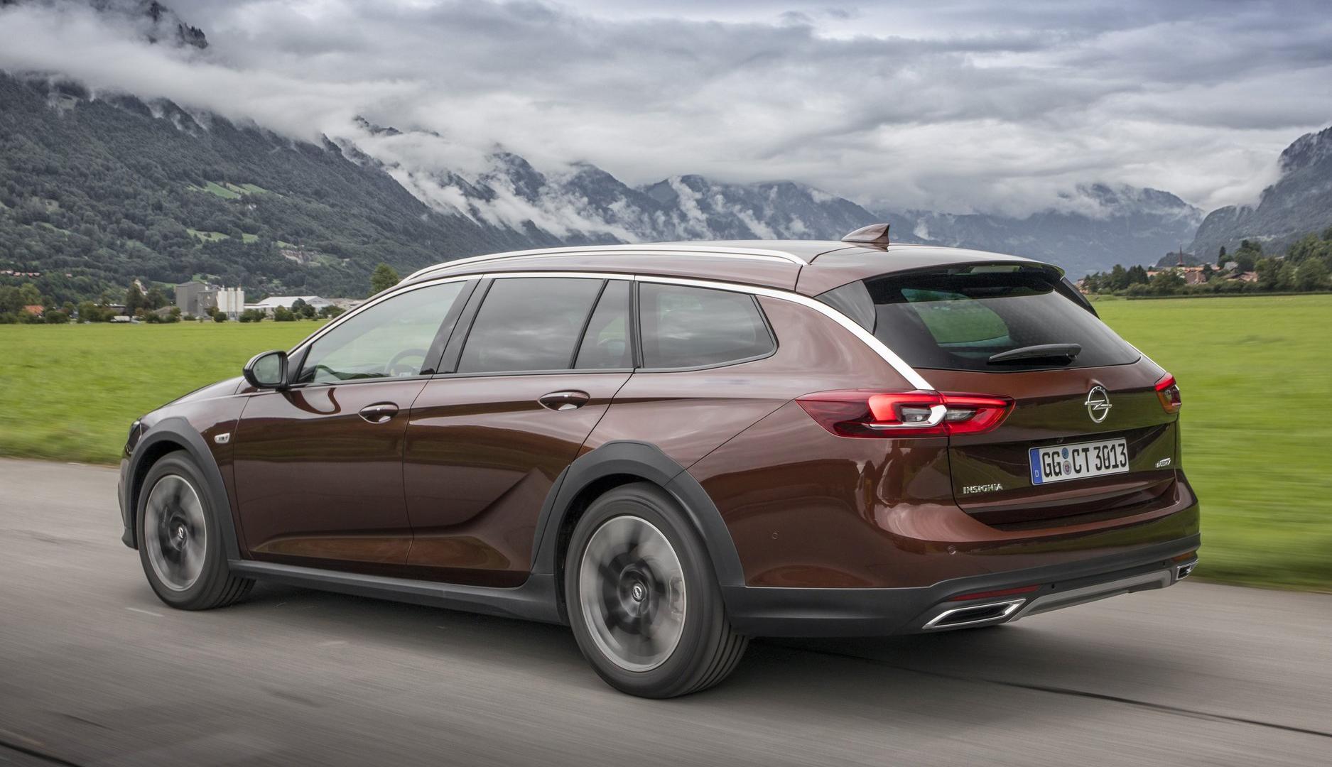 Opel insignia country tourer