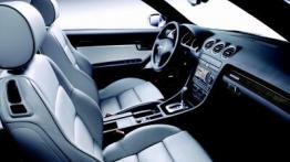 Audi S4 Cabriolet - widok ogólny wnętrza z przodu