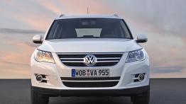 Volkswagen Tiguan - przód - reflektory wyłączone