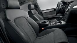 Audi Q7 2009 - widok ogólny wnętrza z przodu
