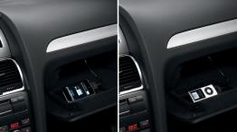 Audi Q7 2009 - schowek przedni otwarty