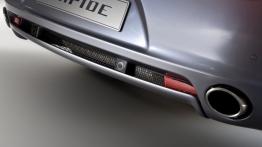 Aston Martin Rapide - rura wydechowa