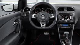 Volkswagen Polo GTI 2010 - kokpit