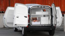 Dacia Logan Van - tył - bagażnik otwarty