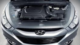 Hyundai IX35 - pokrywa silnika otwarta
