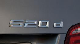 BMW Seria 5 F11 - emblemat