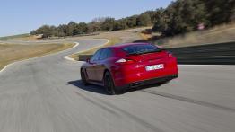 Porsche Panamera GTS - widok z tyłu