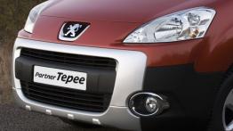 Peugeot Partner II Tepee - przód - inne ujęcie