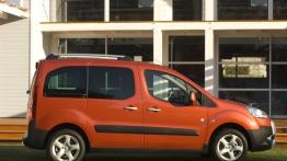 Peugeot Partner II Tepee - prawy bok