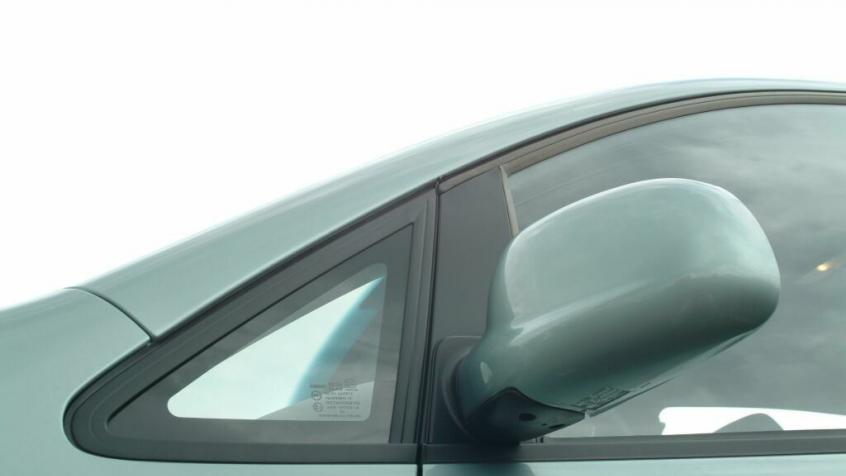 Chevrolet rezzo салон