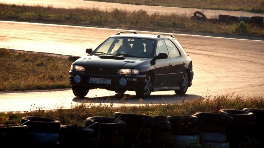 Subaru Impreza I silniki, dane, testy • AutoCentrum.pl