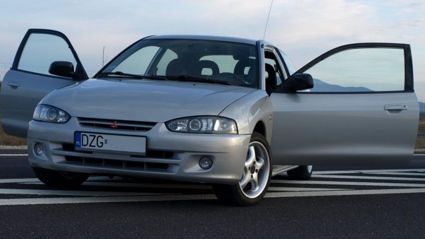 Mitsubishi colt v
