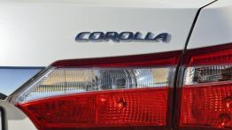 Toyota Corolla XI (E160) - wersja europejska - emblemat